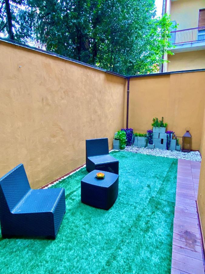 Appartmentslapiazzetta -1-2-6 Sesto Calende Exteriör bild